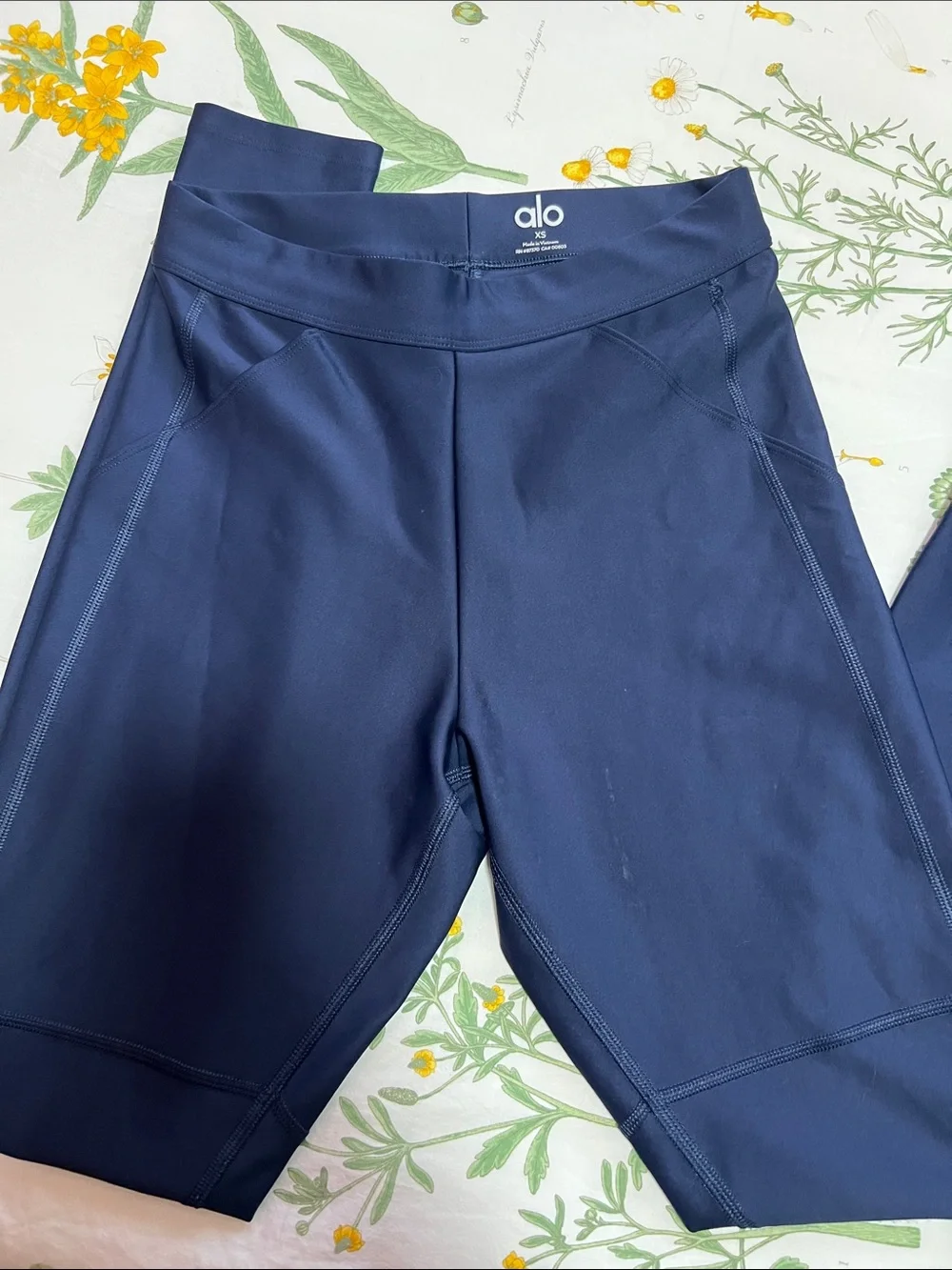 ALO Yoga Navy Blue Performance Leggings